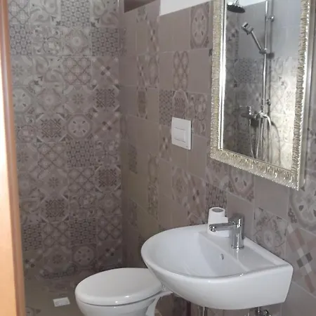 Bilocale In Appartement